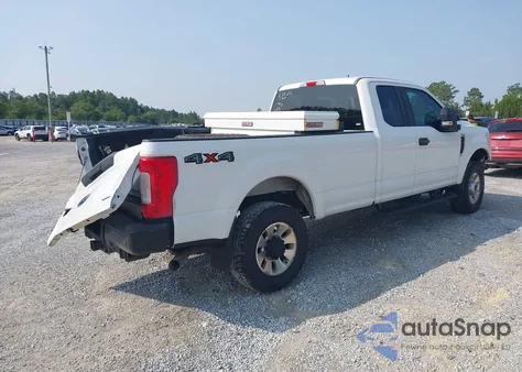 2018 Ford F250 Xl из США, поврежденный, VIN 1FT7X2B68JEC68645